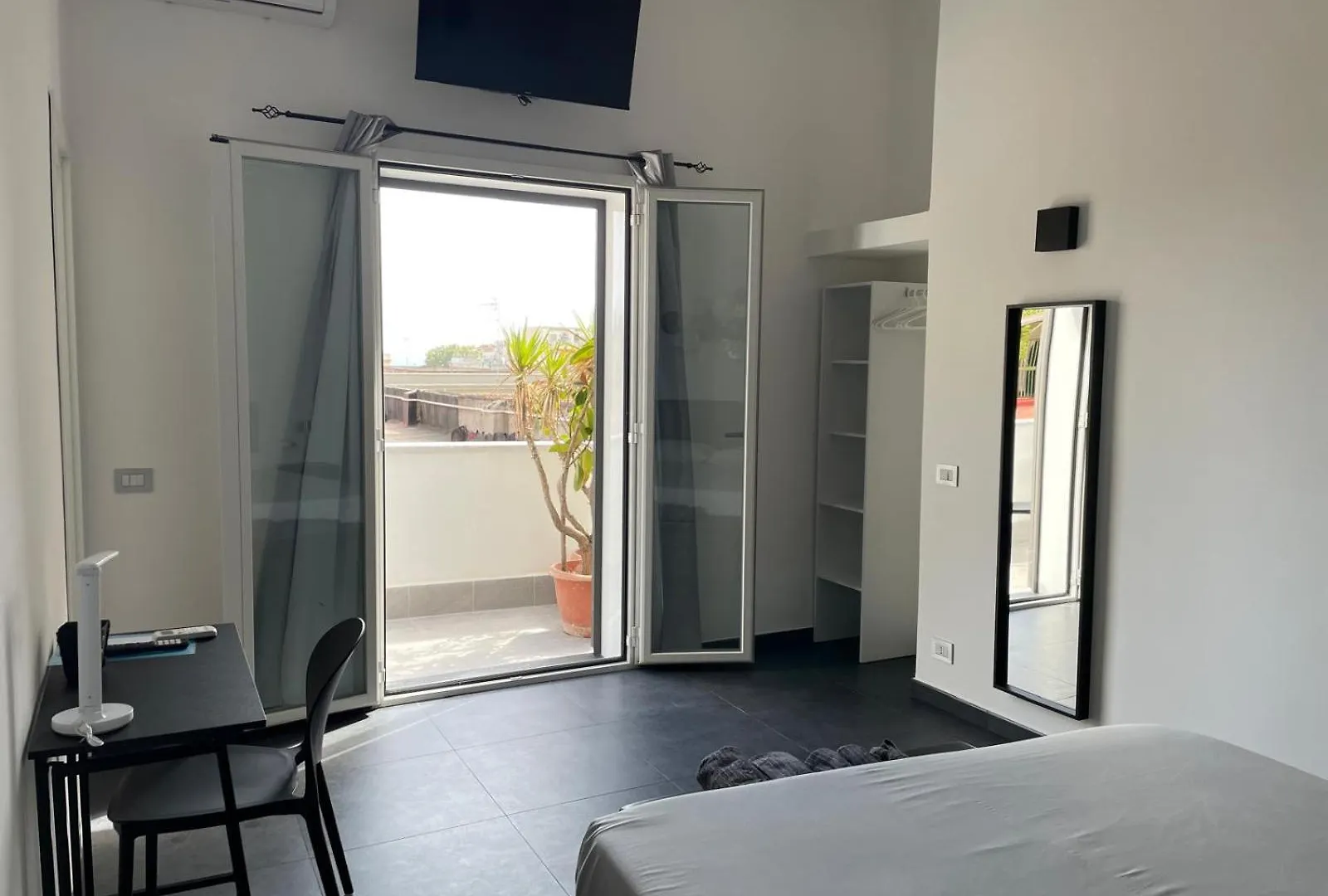 Mina E Milly Apartment Naples Italy