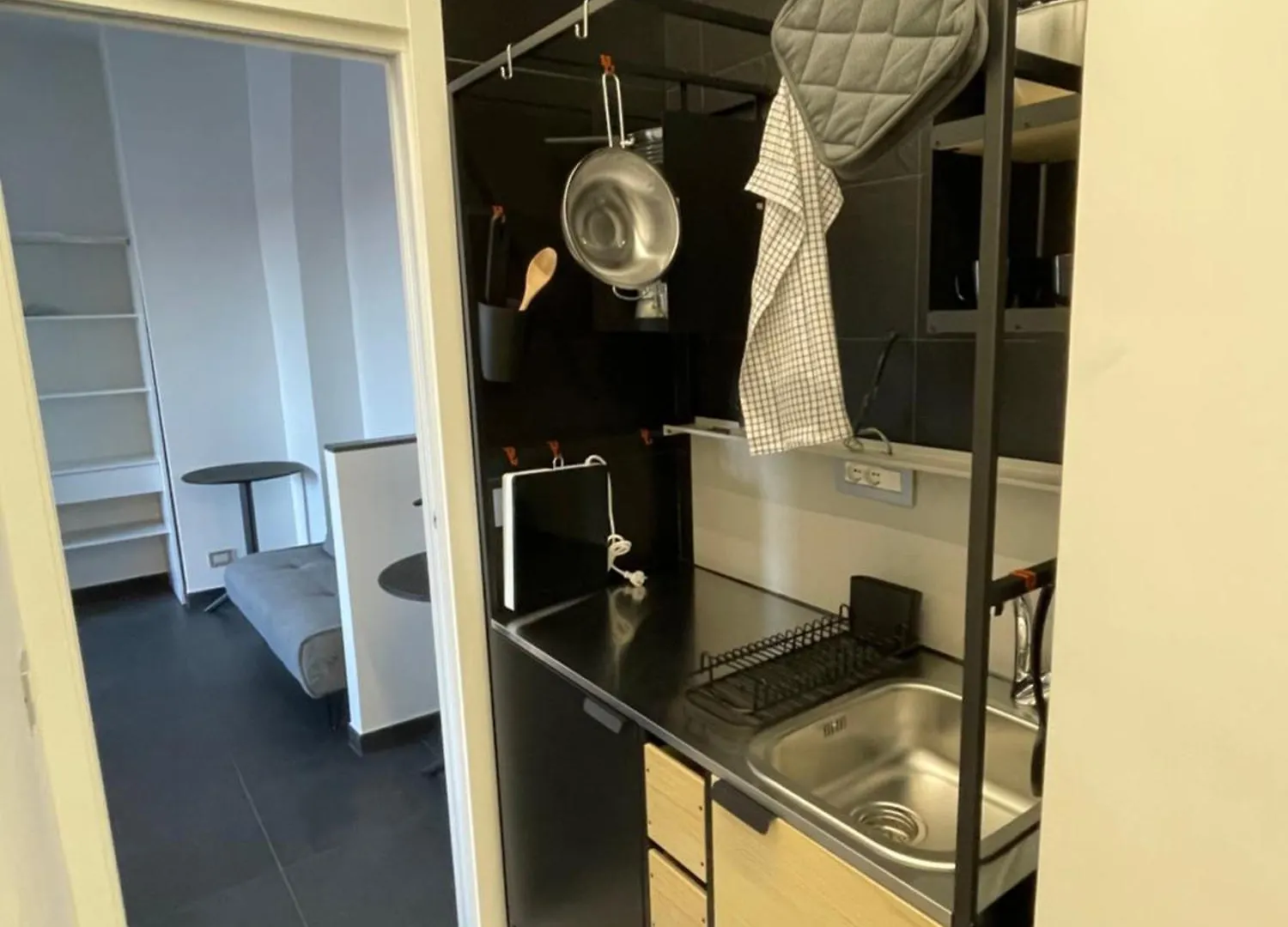 Mina E Milly Apartment Naples 0*,  Italy