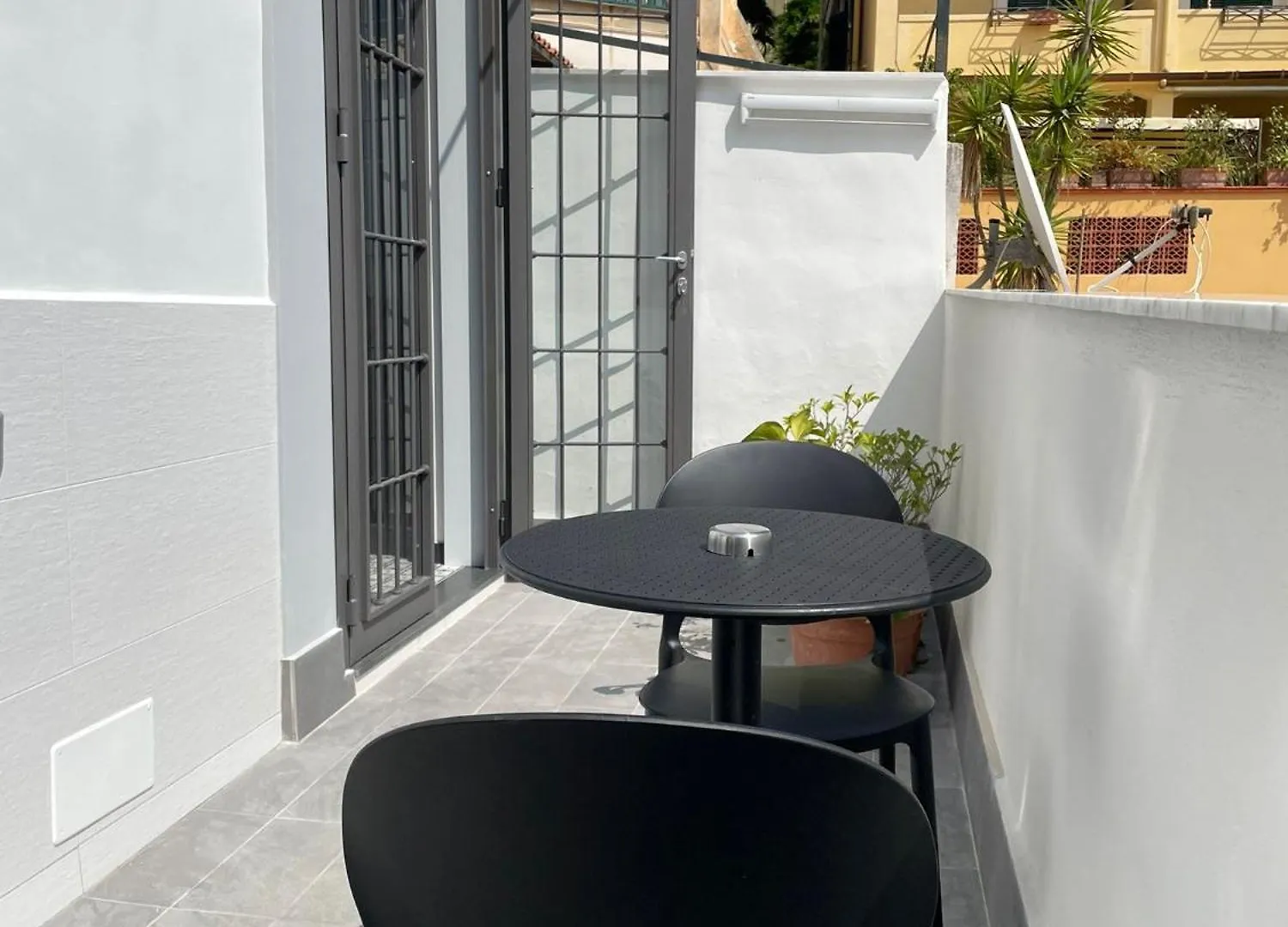 Mina E Milly Apartment Naples 0*,  Italy